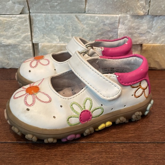 Laura Ashley Floral baby walking shoes - Picture 4 of 9